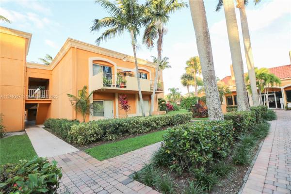 Venetian Gardens At Country Club Of Miami, 17911 NW 68th Ave #P201, Hialeah, Florida 33015, image 1