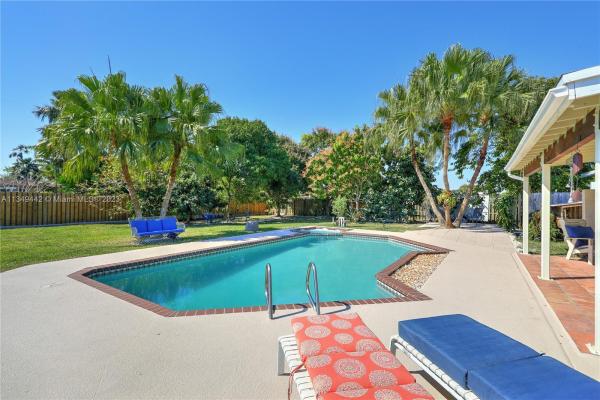16380 SW 293rd St, Unincorporated Dade County, Florida 33033, image 2