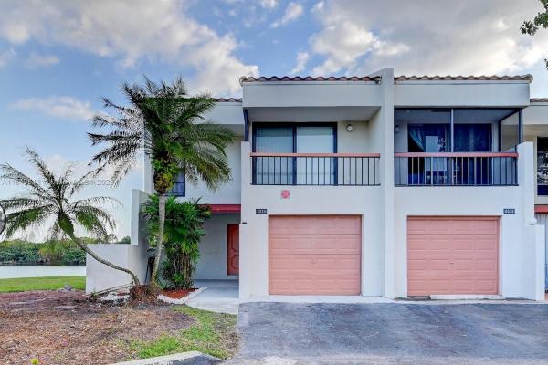 Courts Of Inverrary, 6533 Racquet Club Dr #109, Lauderhill, Florida 33319, image 1