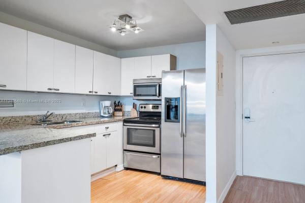 Roney Palace, 2301 Collins Ave #631, Miami Beach, Florida 33139, image 2