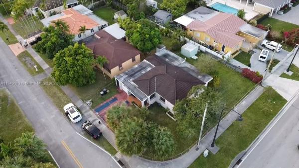 Crane Laesser, 6207 SW 19th St, West Miami, Florida 33155, image 1