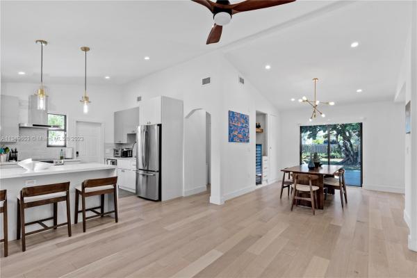 Cocoplum Terrace, 6611 SW 62nd Ct, South Miami, Florida 33143, image 1
