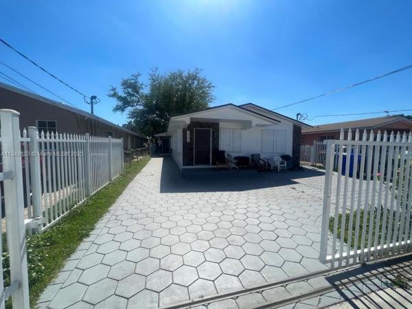 New Haven, 2362 NW 33rd St, Miami, Florida 33142, image 1