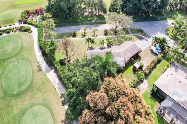 Lauderdale Golf Estates, 621 W Country Club Cir, Plantation, Florida 33317, image 1