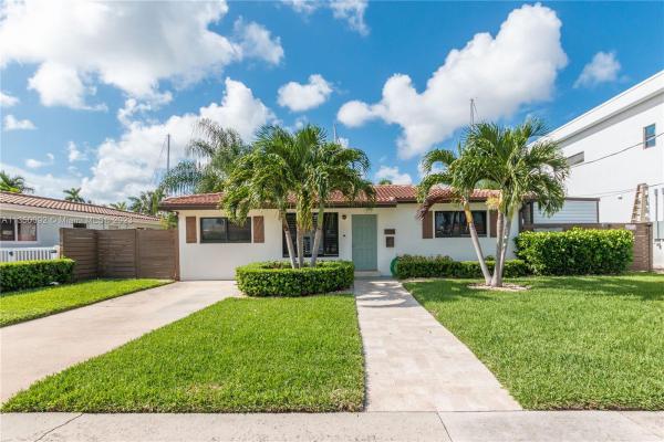 South New River Isles, 1205 Mandarin Isle, Fort Lauderdale, Florida 33315, image 2
