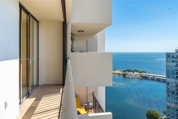 Brickell Bay Club, 2333 Brickell Ave #2510, Miami, Florida 33129, image 1