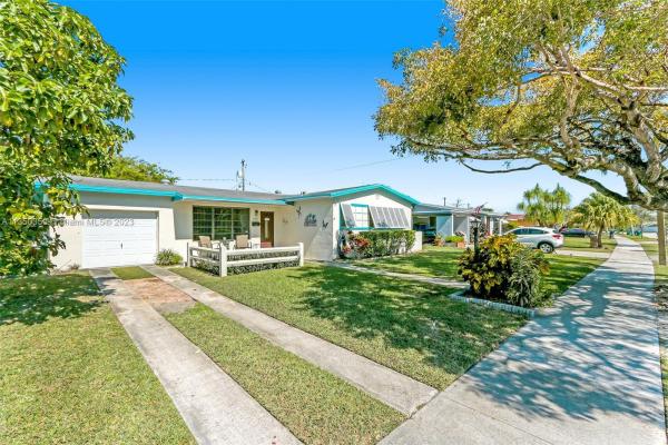 Cutler Ridge, 9395 Nassau Dr, Cutler Bay, Florida 33189, image 2