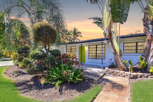 Lauderdale Golf Estates, 781 W Country Club Cir, Plantation, Florida 33317, image 1