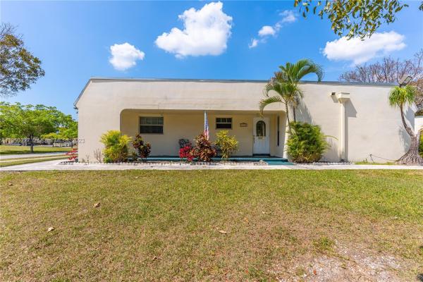 Green Hills Park West, 11325 SW 169th St #5144E, West Perrine, Florida 33157, image 1