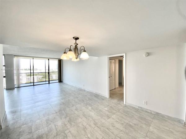 Coronado Tower 2, 20301 W Country Club Dr #1830, Aventura, Florida 33180, image 2