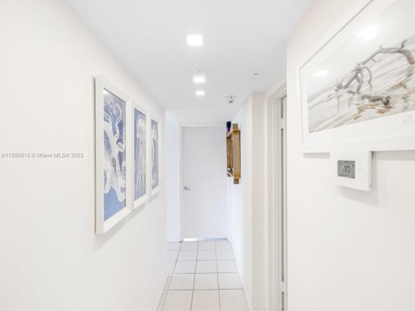 Ocean Drive Manors, 590 Ocean Dr #8C, Key Biscayne, Florida 33149, image 1
