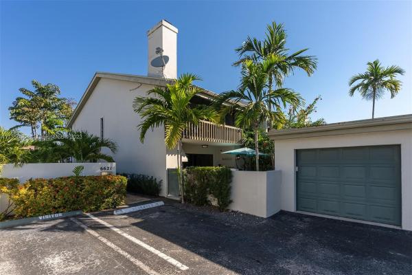 The Banyans Of South Miami, 6621 SW 71st Ln #11, South Miami, Florida 33143, image 1