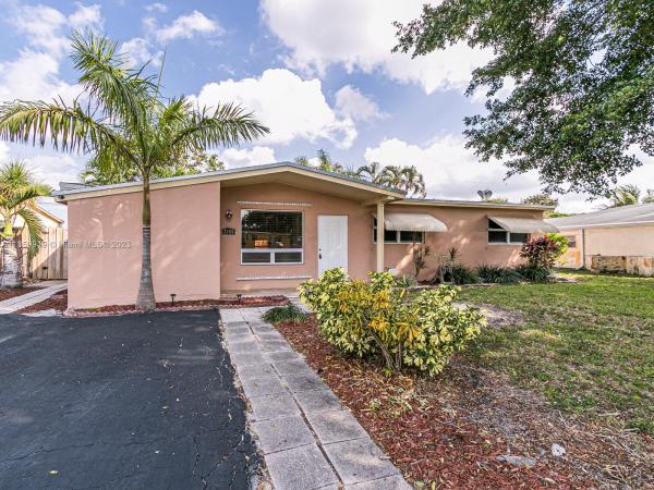 Heritage Homes, 7151 Scott St, Hollywood, Florida 33024, image 1
