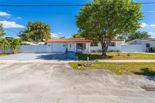Hialeah Estates, 4293 W 7th Ln, Hialeah, Florida 33012, image 1