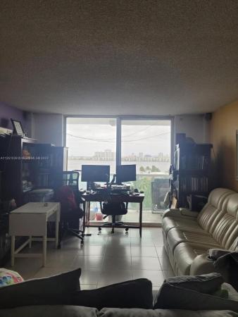 Stratford House, 2841 NE 163 St #805, North Miami Beach, Florida 33160, image 2