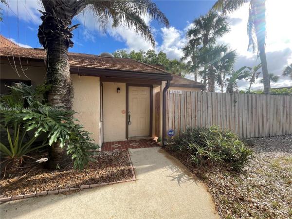 Lake Colony, 4204 Palm Bay Cir #A, West Palm Beach, Florida 33406, image 1