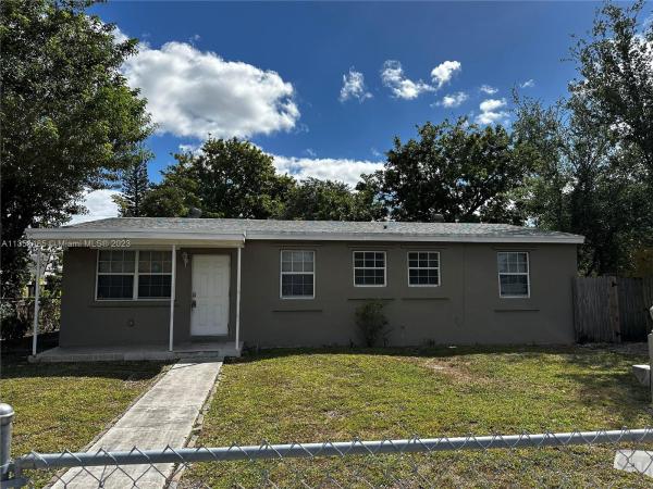 Myra Dells, 15651 NE 15th Ave, North Miami Beach, Florida 33162, image 1