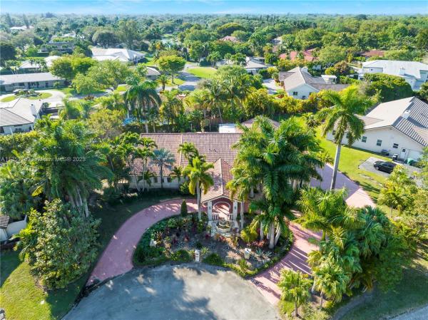 Galloway Glen, 10304 SW 87th Ct, Kendall, Florida 33176, image 1