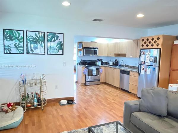 Central Miami, 6392 SW 39th Ter, Coral Terrace, Florida 33155, image 2