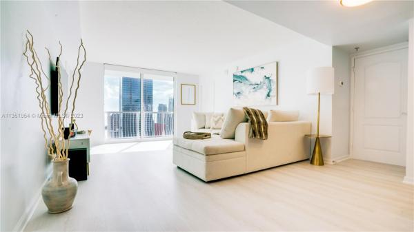 The Club At Brickell Bay, 1200 Brickell Bay Dr #PH-4115, Miami, Florida 33131, image 2