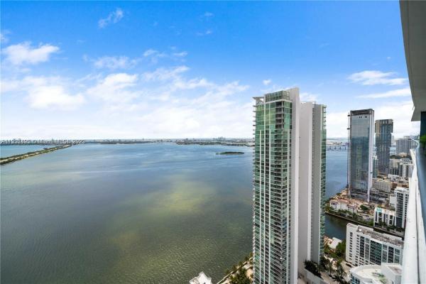 Gran Paraiso, 480 NE 31st St #4304, Miami, Florida 33137, image 1