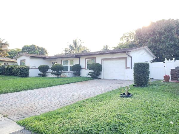 East Gate Estates, 2301 NW 36th Ter, Lauderdale Lakes, Florida 33311, image 2