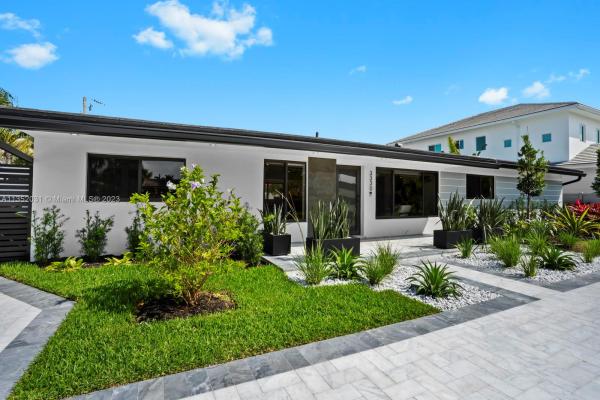 Lake Placid, 3330 NE 27th Ter, Lighthouse Point, Florida 33064, image 1