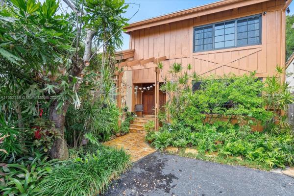 Chestnut Ranch Townhouses, 7378 SW 114th Pl #7378, Kendall, Florida 33173, image 1