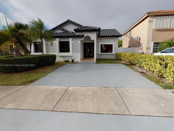 Westwind Lakes, 15613 SW 63rd Ter, Kendall West, Florida 33193, image 2