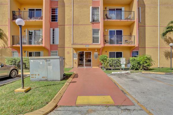 Sunset Villas, 4805 NW 7th St #402-15, Miami, Florida 33126, image 2