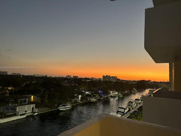 Keystone Towers, 2020 NE 135th St #605, North Miami, Florida 33181, image 1