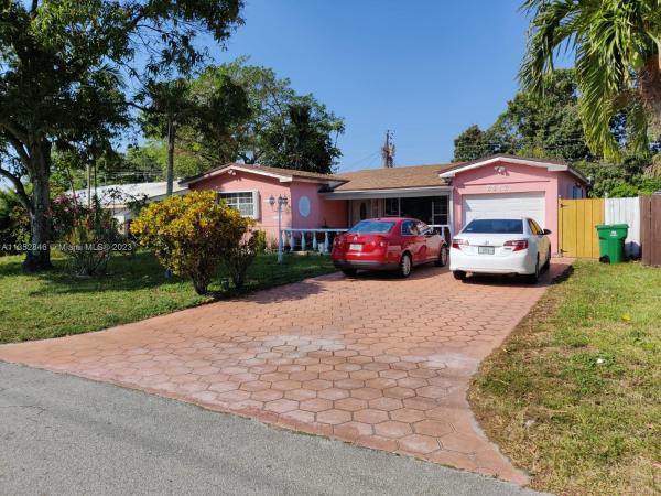 Miramar Tropical, 2512 Everglades Dr, Miramar, Florida 33023, image 2