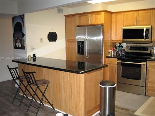 Villa Dorada, 20291 NE 30th Ave #PH-20, Aventura, Florida 33180, image 2