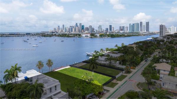 San Marco, 1330 S Venetian Way, Miami, Florida 33139, image 1