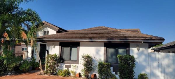 Venezia Homes Estates, 1050 NW 134th Ave, Tamiami, Florida 33182, image 1