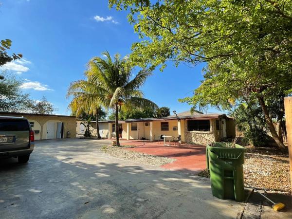 Dorsey Park, 633 NW 15th Ave, Fort Lauderdale, Florida 33311, image 1