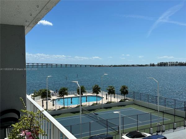 Brickell Harbour, 200 SE 15th Rd #5J, Miami, Florida 33129, image 1