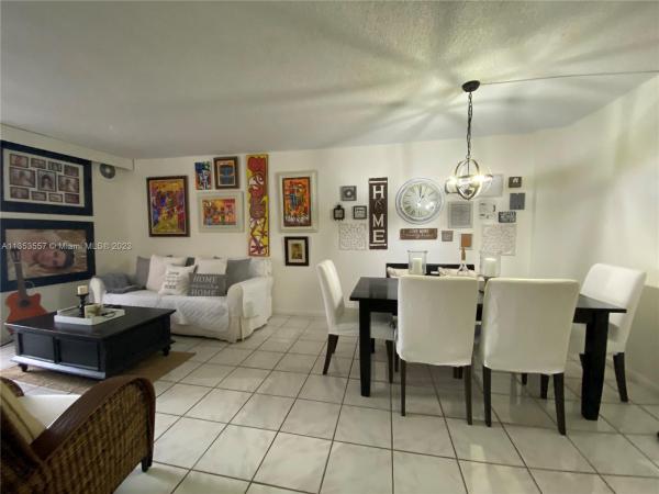5050 Building, 5050 NW 7 St #206, Miami, Florida 33126, image 1