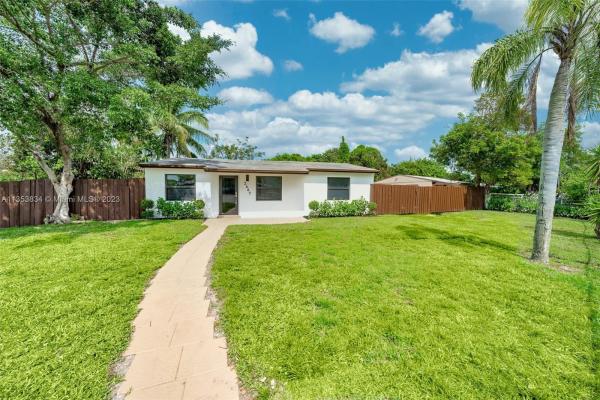 Belmar, 2447 Fletcher St, Hollywood, Florida 33020, image 1