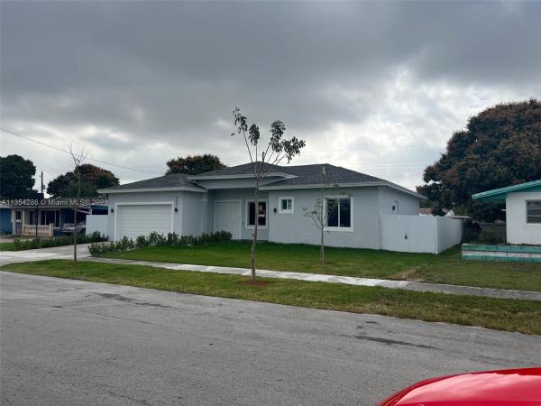 Carol City, 4862 NW 171st Ter, Miami Gardens, Florida 33055, image 2