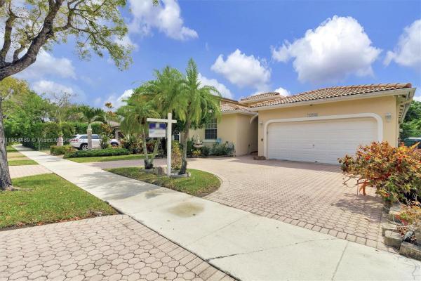 Signature Gardens, 12044 SW 125th St, Three Lakes, Florida 33186, image 1