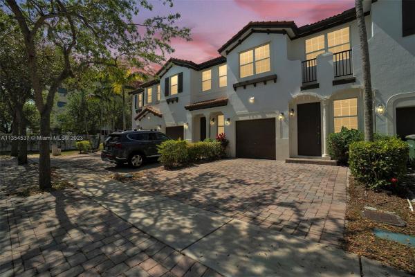 Villas At Portofino East, 980 NE 30th Ave #980, Homestead, Florida 33033, image 1