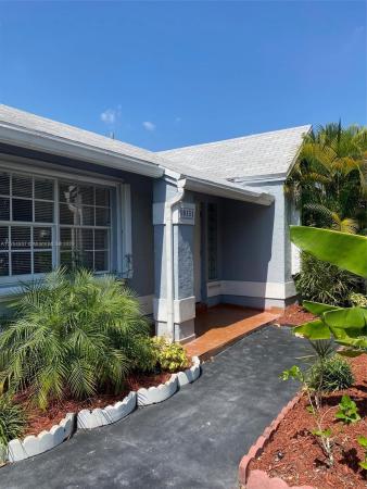 Charleston In The Pines, 10151 NW 3rd St, Pembroke Pines, Florida 33026, image 1