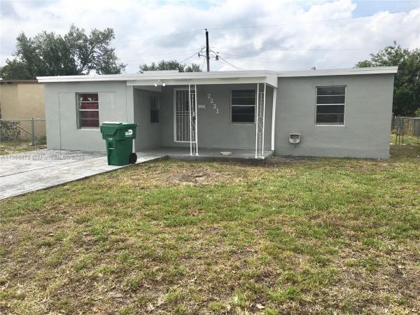 Magnolia Gardens, 2231 Rutland St, Opa-Locka, Florida 33054, image 2