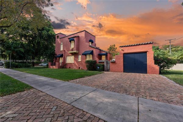 Granada, 915 Ferdinand St, Coral Gables, Florida 33134, image 2