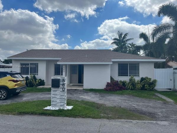 Lena Manor, 580 W 79th St, Hialeah, Florida 33014, image 1