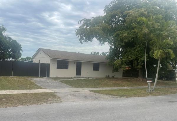 26315 SW 128th Ct, Unincorporated Dade County, Florida 33032, image 2