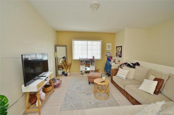 Garden View Villas Homes, 7271 NW 174th Ter #206, Hialeah, Florida 33015, image 1