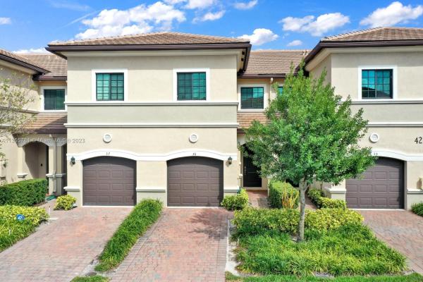 Eastside Village, 4212 N Dixie Hwy #36, Oakland Park, Florida 33334, image 1