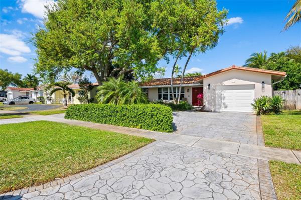 Sheridan Hills, 3731 Thomas St, Hollywood, Florida 33021, image 1